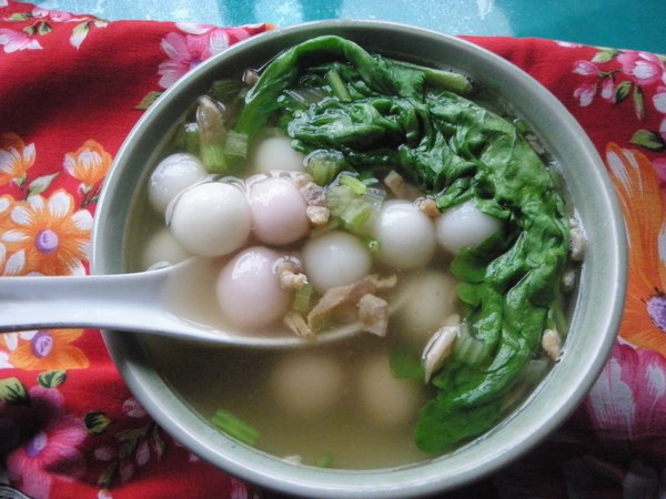 Holidays in a Hakka Home: Rice Ball Soup